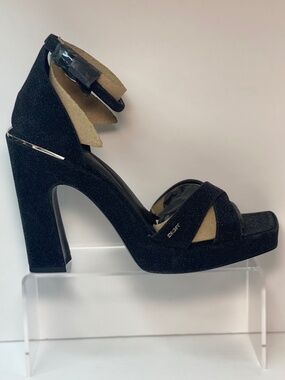 DKNY Women's Linda Cross-Strap Block Platform Heels Size 11 M NEW NO BOX
